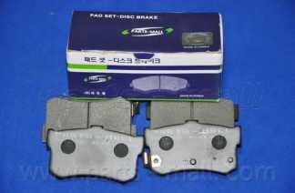 Колодки тормозные дисковые задний для HYUNDAI SONATA(Y-2,Y-3) <b>PARTS-MALL PKA-010</b> - изображение 1