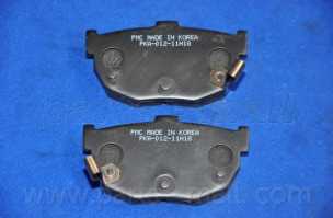 Колодки тормозные дисковые задний/передний для HYUNDAI COUPE(GK,RD) / KIA CERATO(LD) <b>PARTS-MALL PKA-012</b> - изображение 3