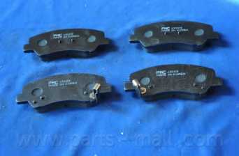 Колодки тормозные дисковые PARTS-MALL PKA-050 - изображение 1