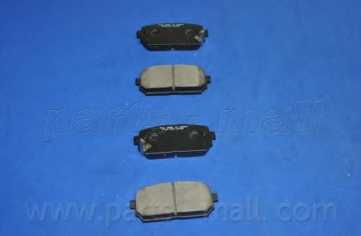 Колодки тормозные дисковые задний для KIA CARENS(UN) <b>PARTS-MALL PKB-034</b> - изображение 1