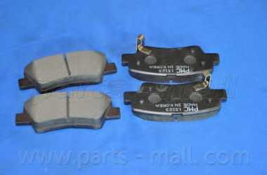 Колодки тормозные дисковые задний для KIA OPTIMA, RIO(UB) <b>PARTS-MALL PKB-037</b> - изображение 1