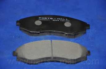Колодки тормозные дисковые передний для SSANGYONG ISTANA <b>PARTS-MALL PKD-001</b> - изображение 1
