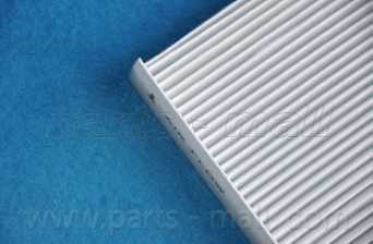 Фильтр салонный PARTS-MALL PMA-C33 - изображение 2