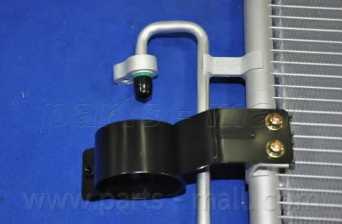 Конденсатор кондиционера PARTS-MALL PXNCC-001 - изображение 4